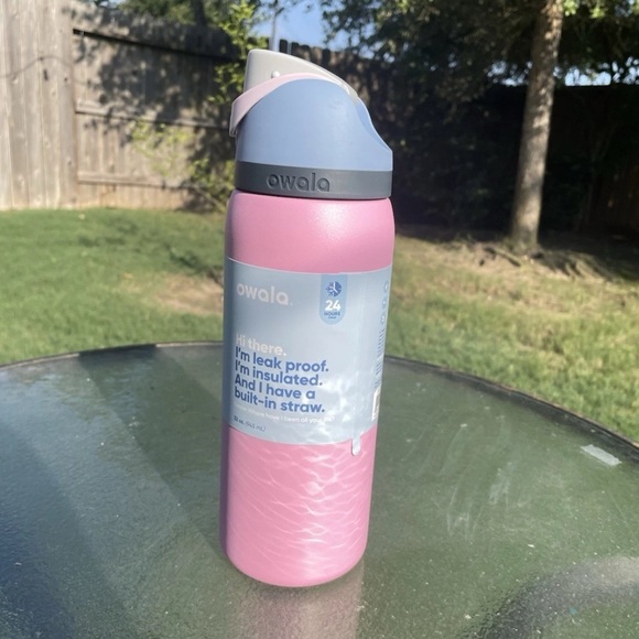 Owala 32 oz Freesip Pink Skies (SHIPS NEXT DAY) Free Shipping - Picture 3 of 5